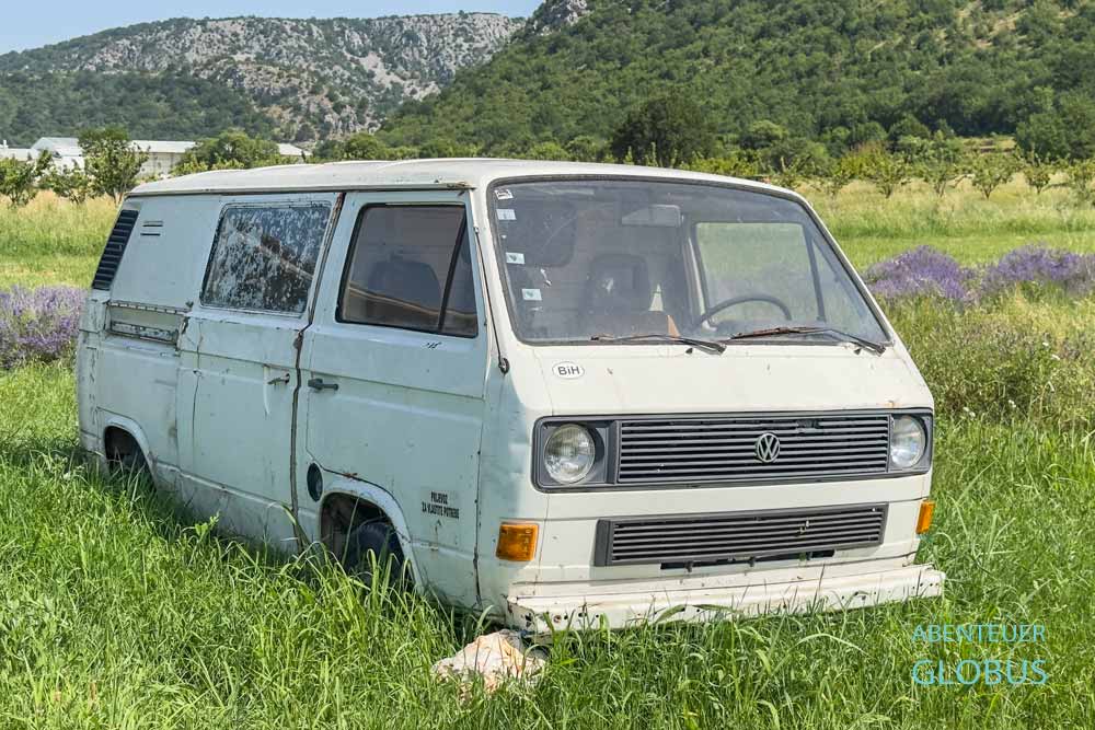 Rostlaube VW T3 Bulli in der Nähe von Stolac