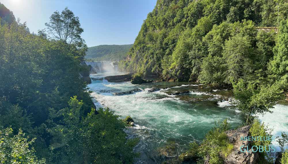 Wasserfall Strbacki Buk im Flussbett der Una im Nationalpark Una