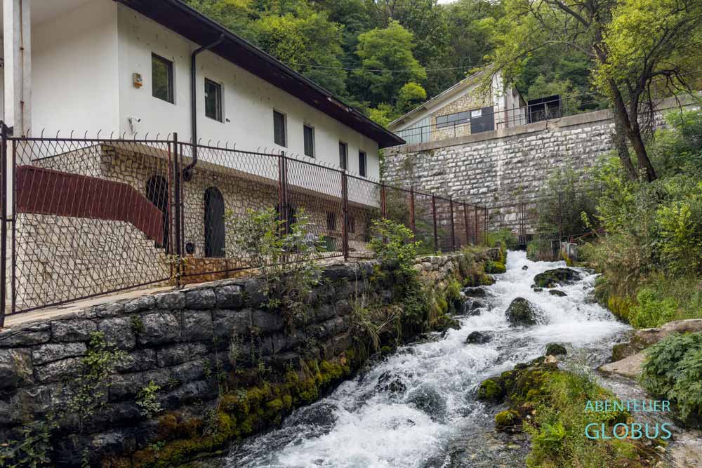 Blaue Quelle in Travnik