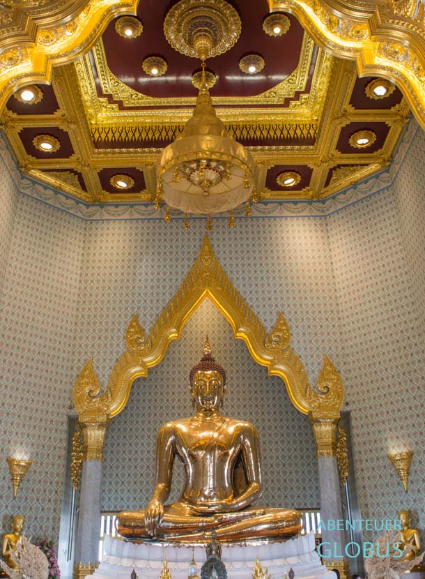 Der Goldene Buddha im Wat Traimit Withayaram Worawihan in Bangkok.