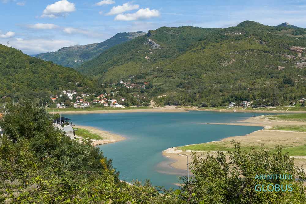 Celebici: Wassersportaktivitäten im Stausee Jablanicko Jezero