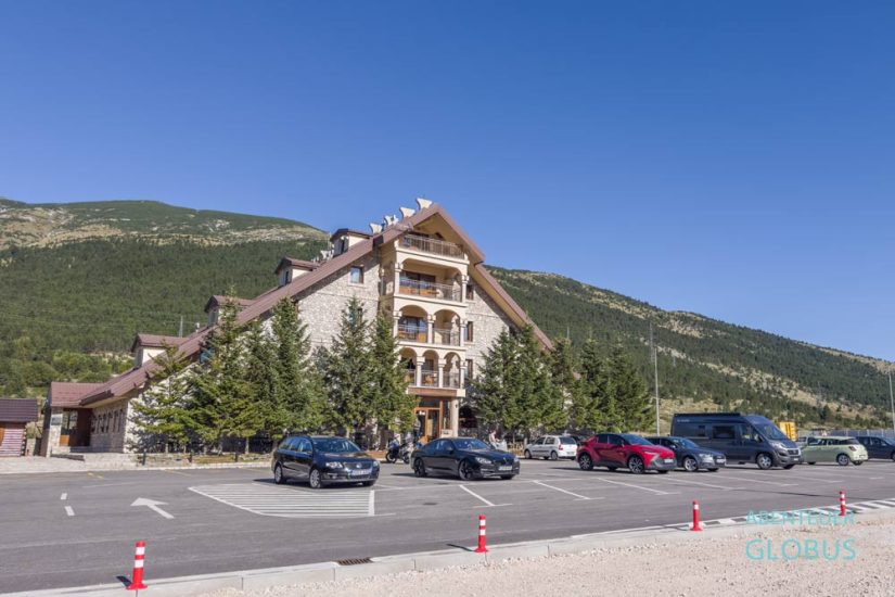 Naturpark Blidinje, nahe Blidinje See: Hotel und Restaurant Hajducke Vrleti in Bosnien und Herzegowina