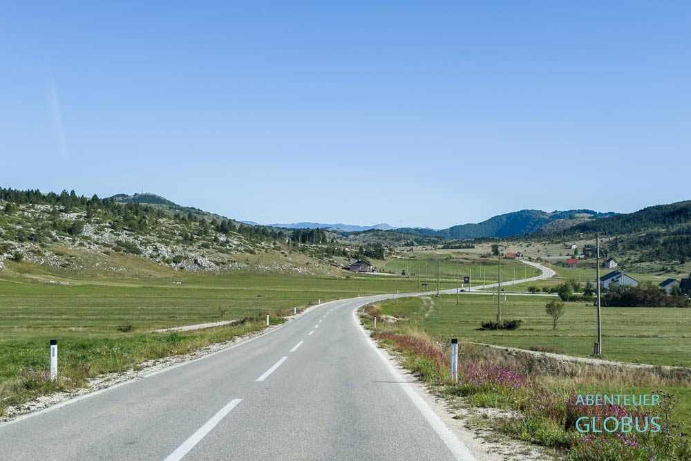 Anreise zum Naturpark Blidinje: Regionaltraße R419 auf der Hochebene