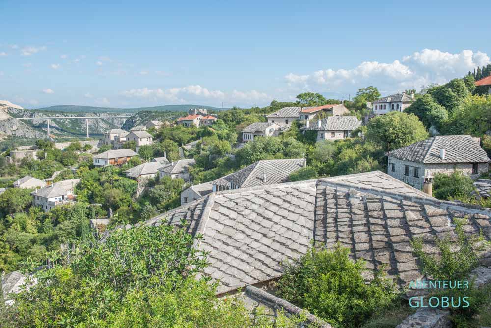 Osmansiche Häuser mit Steinschindeln in Pocitelj