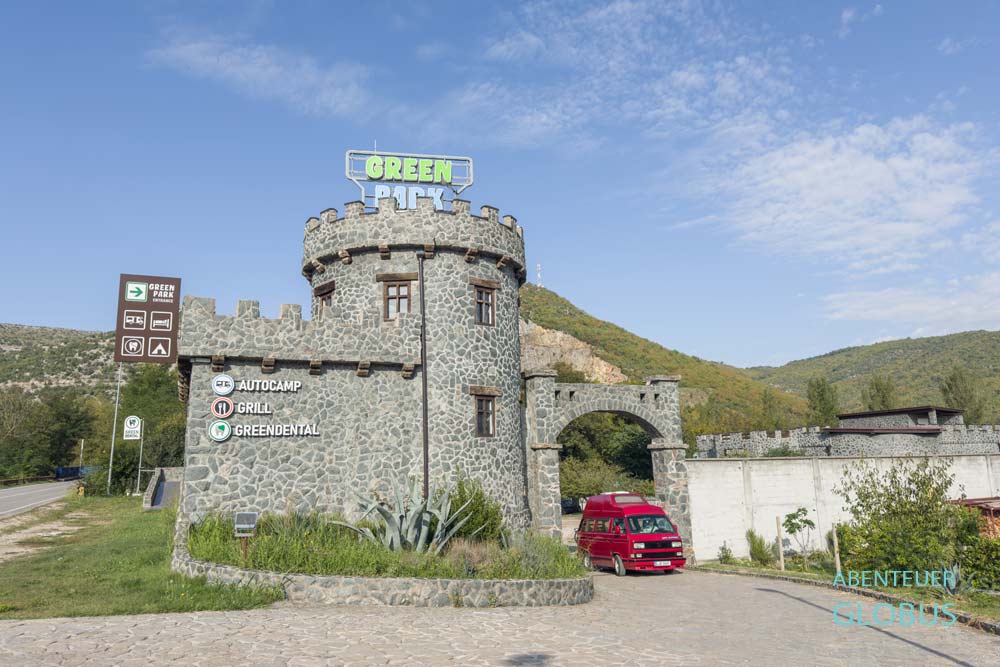 Eingang zum Campingplatz Autocamp Green Park bei Pocitelj