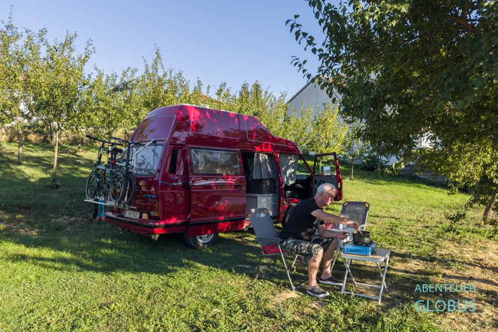 Camingplatz Tune Camp im Dorf Ripci am Ramsko Jezero (Rama See)