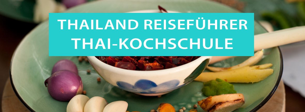 Zutaten für einen Thai-Kochkurs auf einem Teller