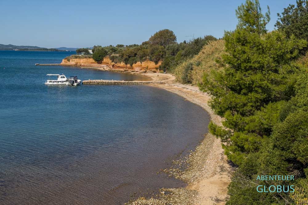 Steilküste und Strände zwischen Sveti Filip i Jakov und Biograd na Moru 