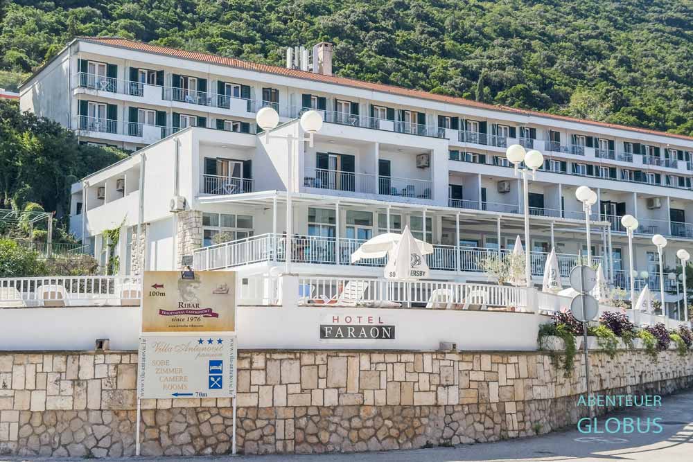 Hotel Faraon am Pozara Beach in Trpanj auf der Halbinsel Pelješac.