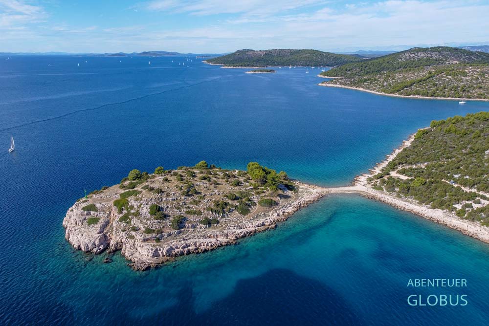 Halbinsel Murtaric an der Westküste der Insel Murter, Kroatien