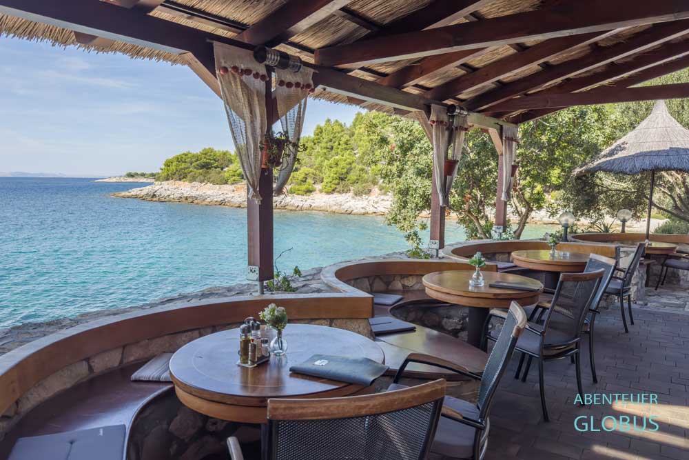 Restaurant Konoba Stella Maris mit Meerblick am Strand Jasenovac in Jezera auf der Insel Murter