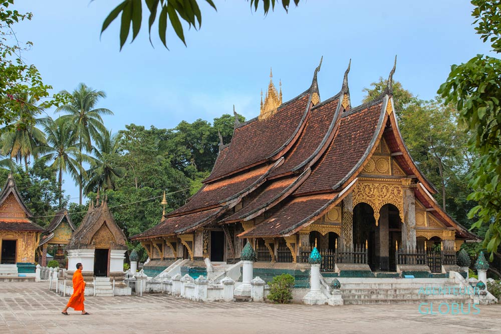 Buddhistischer Mönch im Wat Xieng Thong in Luang Prabang