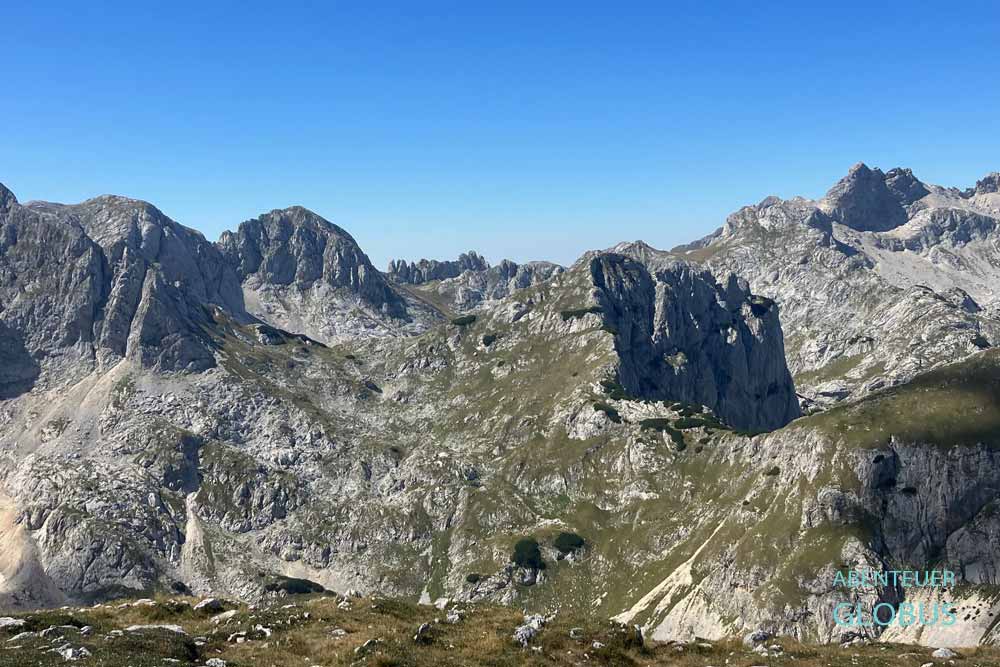 Karstberge im Durmitor-Gebirge bei Zabljak im Nationalpark Durmitor