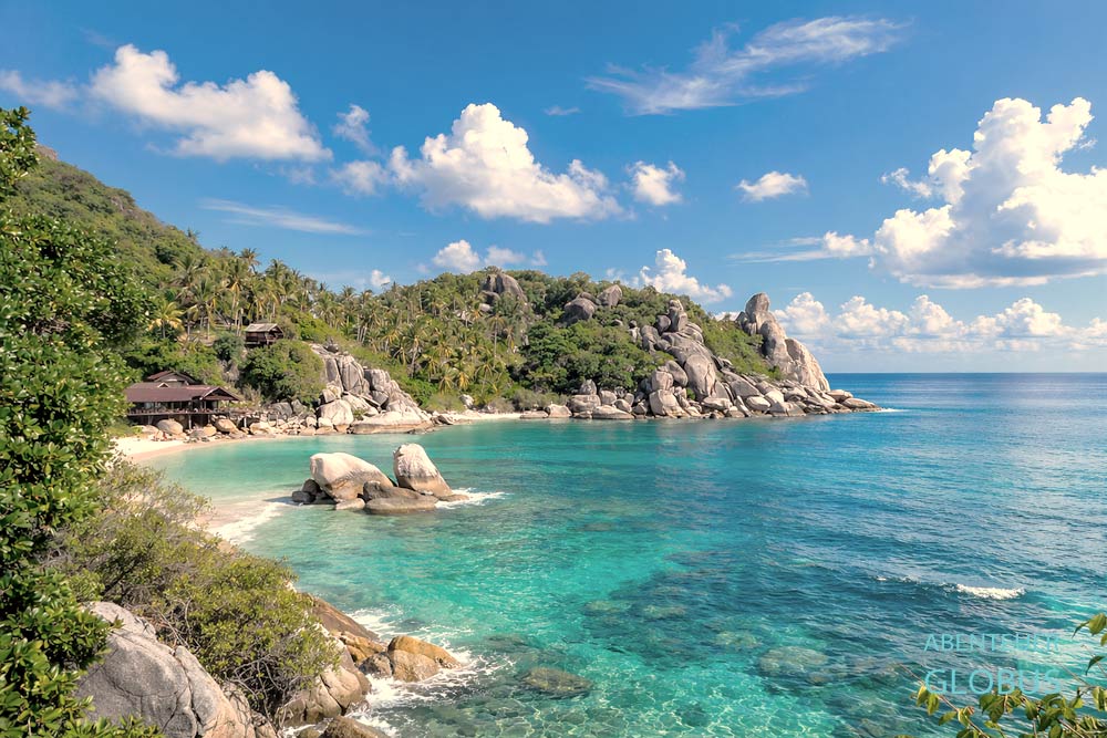 Chalok Baan Kao Bay auf Koh Tao mit menschenleerem Strand, Thailand