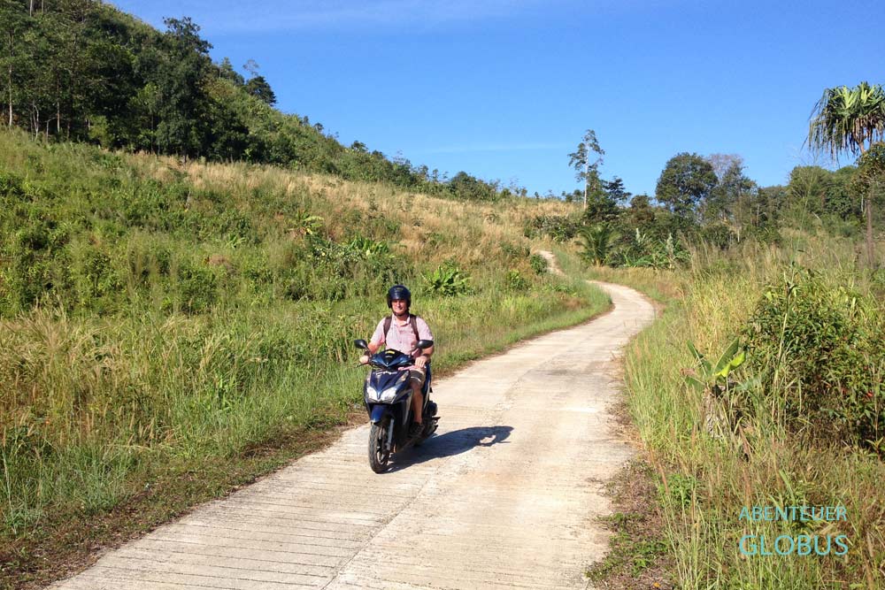 Roller fahren auf Koh Tao, Thailand.