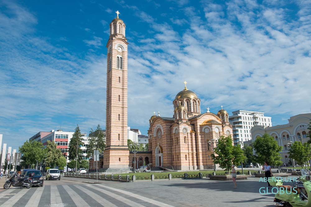 Christ-Erlöser-Kathedrale und Glockenturm in Banja Luka