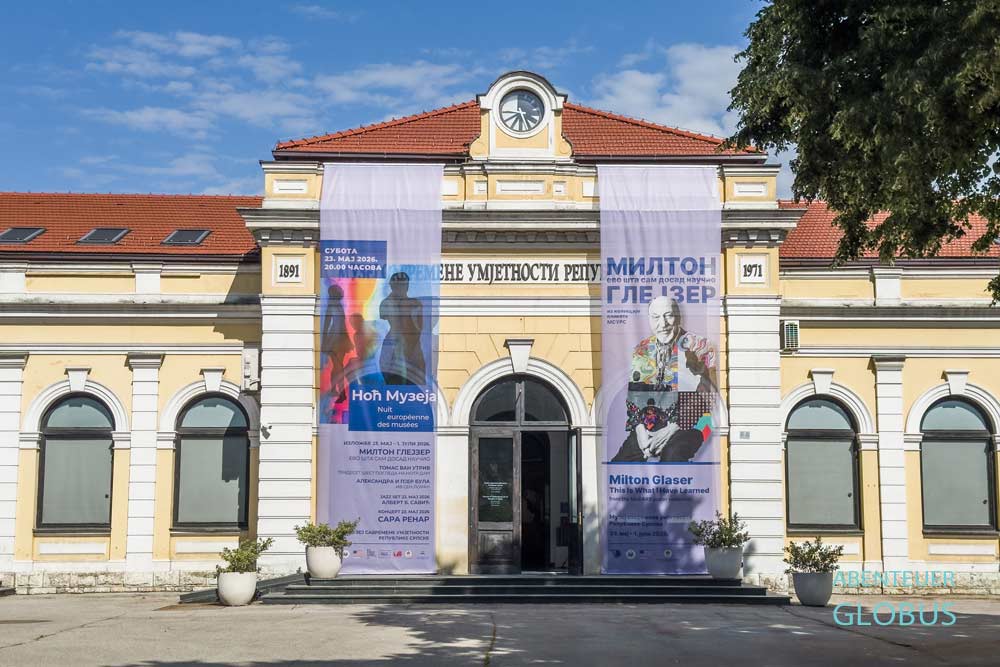 Eingang vom Museum für zeitgenössische Kunst in Banja Luka
