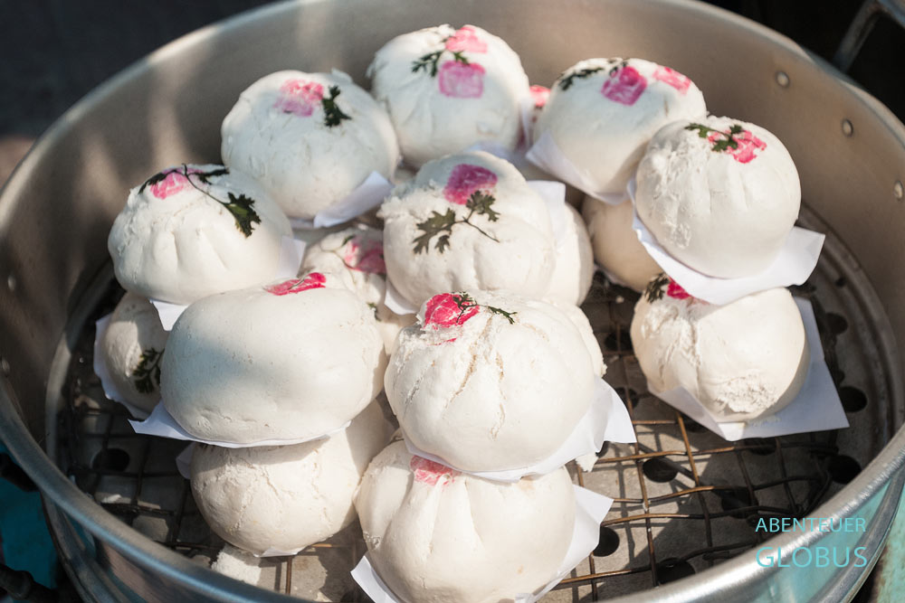 Banh Bao liegen in einem Topf zum Dämpfen in Vietnam.