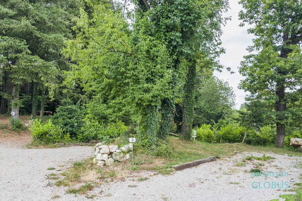 Parzellierte Stellplätze im Camp Rastoke in Slunj